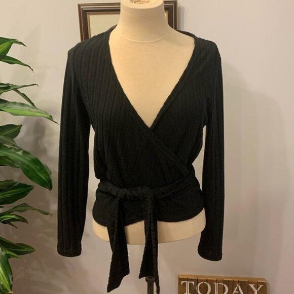Shein Black Crossover Crop Top L - Picture 1 of 9